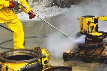 Industrial Machinery & Equipment Cleaning