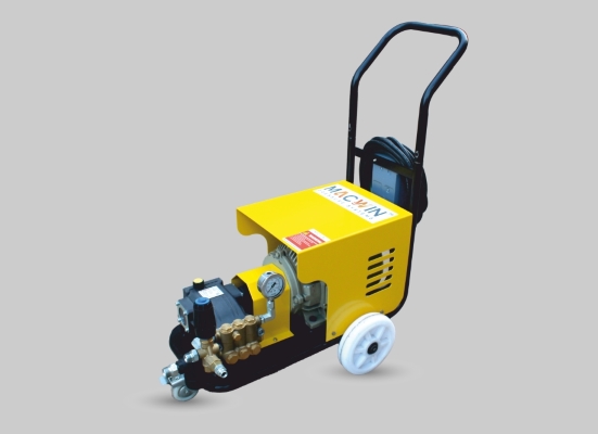 Heavy-duty-high-pressure-car-washer-systems-2