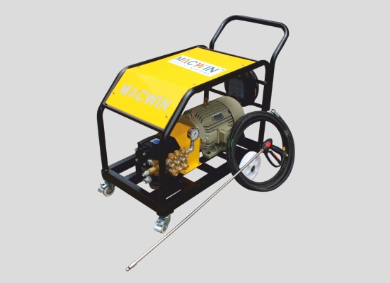 Industrial water jetting & cleaning systems